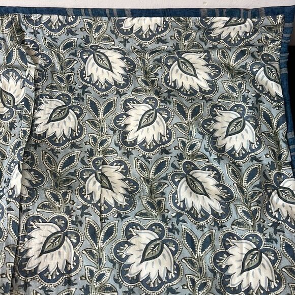 Pottery Barn Florrella Patchwork Quilted sham - Picture 5 of 8